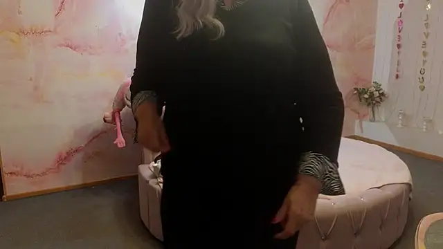 Penelope_Pinky webcam