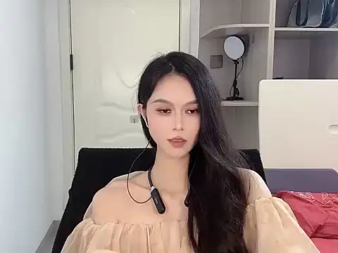 yiyi-uu