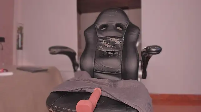 Emmily_Savage webcam