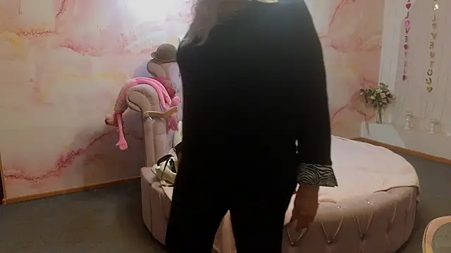 Penelope_Pinky webcam