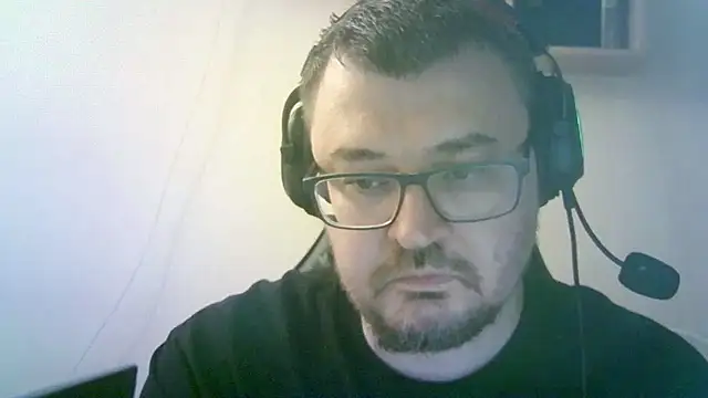 SirAbuser webcam