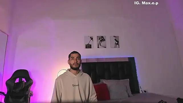maxpower830 webcam