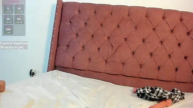 lau_hotfox