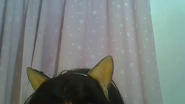 SkinnyKitten webcam