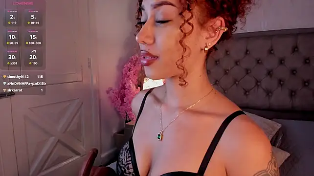 Sienna_brunette webcam