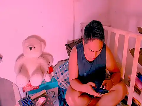 hardking_69 (M young) - PLEASE HELP ME CUM I'M SO HORNY