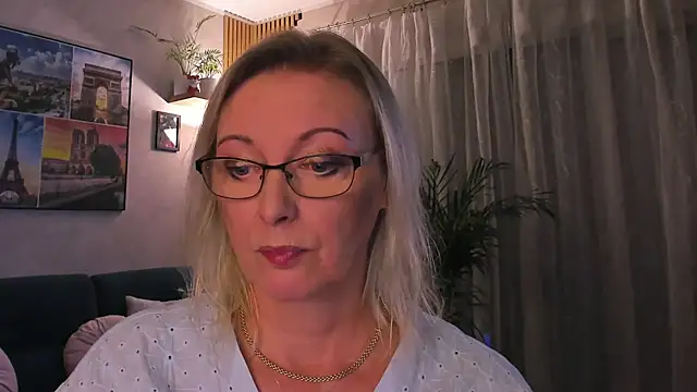 vanessa_chat