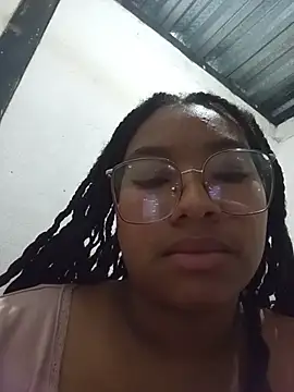 Lenah_gatita live sex cam