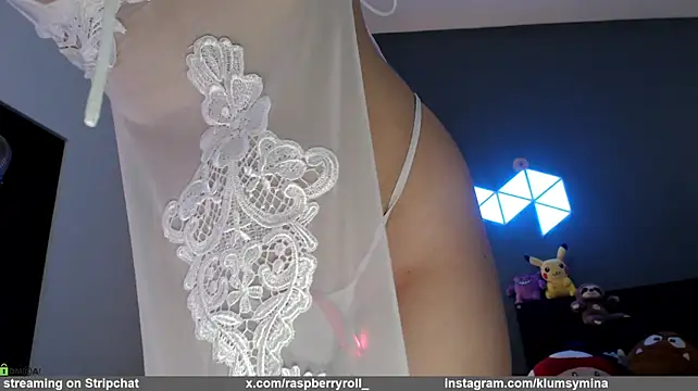 raspberryroll live sex cam