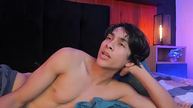 cheys_mast (M twink) - lick finger put inside my hole