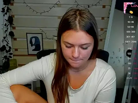 Josephine_Kiss webcam