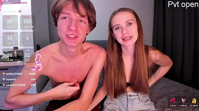 4u4Love live sex cam