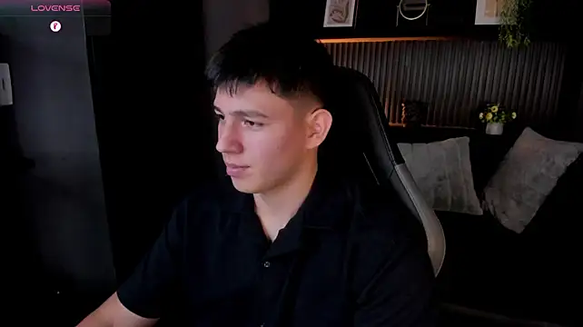 JamesCr_ live sex cam