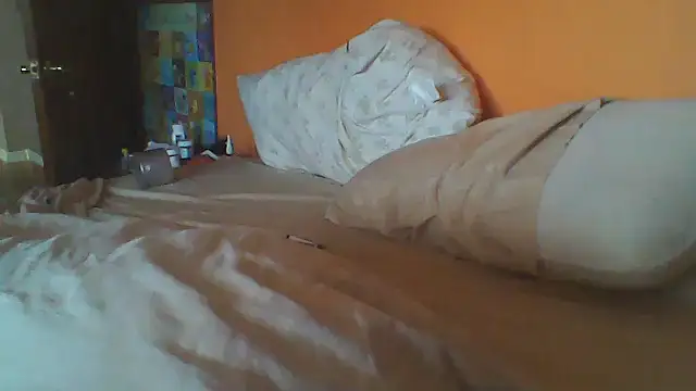 Teddy4420 live cam on StripChat