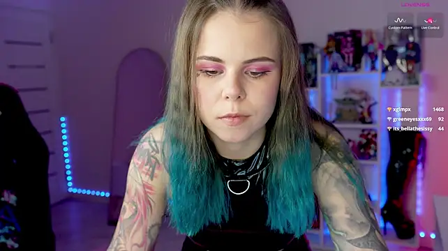 QueenAliceX webcam