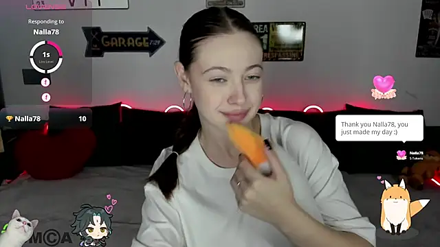 AmourLily webcam