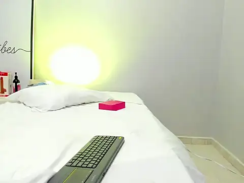 Hellencute18_ webcam