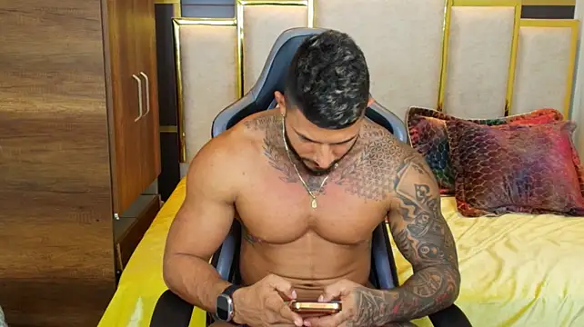 JackMclain webcam