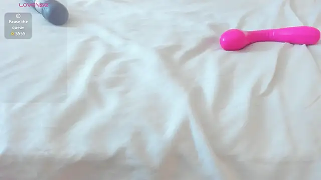 LUCI_COLINS webcam