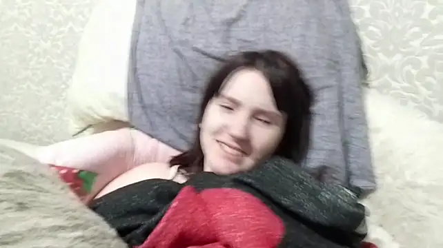 Spidygirll webcam