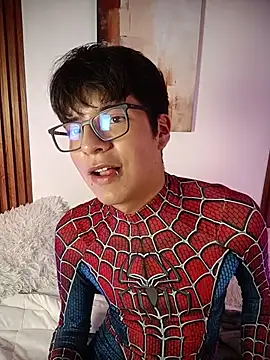 Milo_Wolff webcam