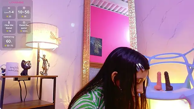 littlee_emilyy_ webcam