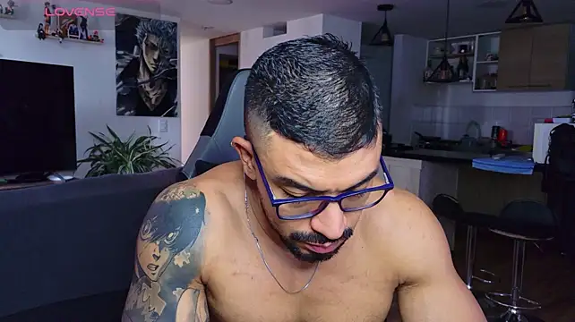 Michael_Diamond webcam
