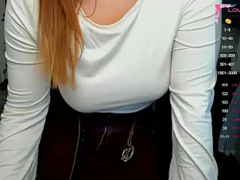 Josephine_Kiss webcam