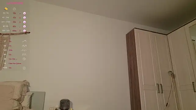 lil_sandra (F young) - sexy teasing with my ass