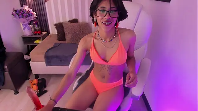 Jenay_Rosse webcam