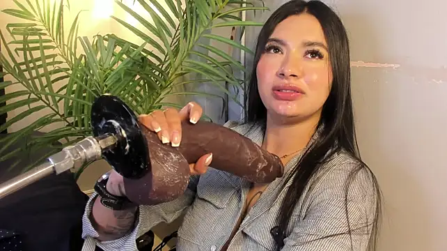 Juli_Casanova webcam