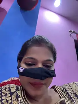 ADV_AYESHA webcam