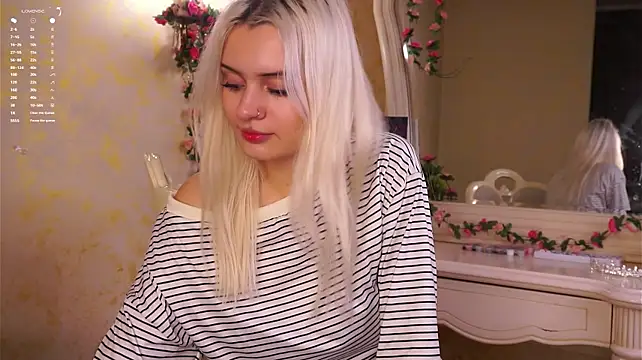 ReneaGilley webcam