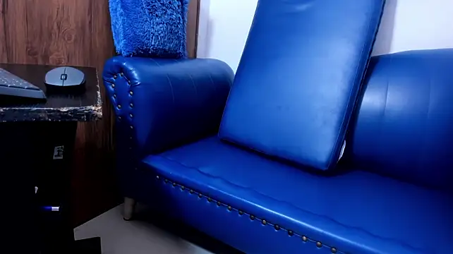 Mature_Skinny live cam preview
