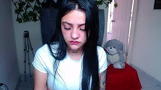 Violettasquirt webcam