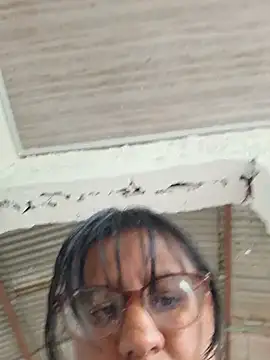 ZaidaWet webcam