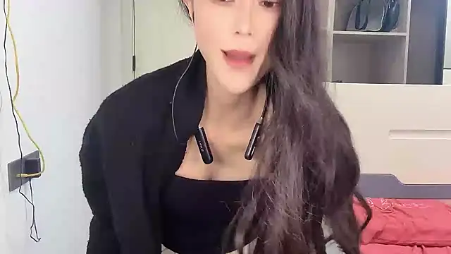 yiyi-uu