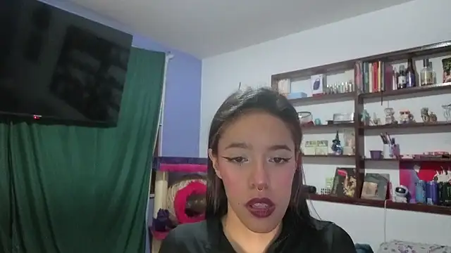 stephania_t webcam