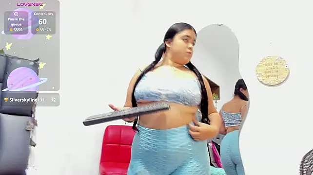Isabella_18 webcam