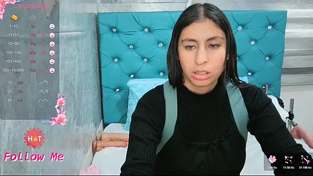 MAARYMOON live cam on StripChat