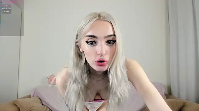 succubantra webcam