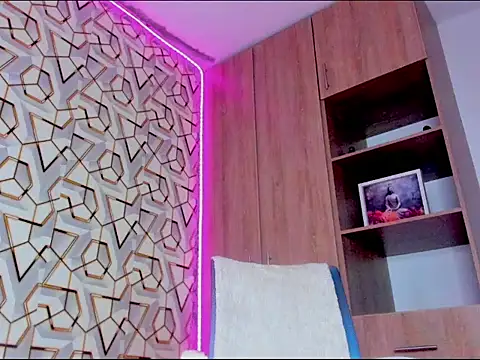 ZayaCarter webcam