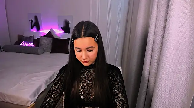 GabrielleEvy webcam