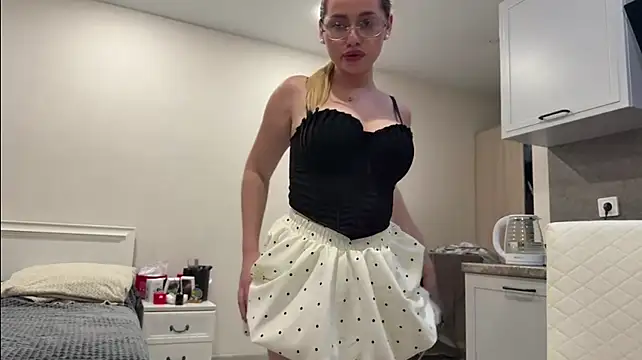 LynneKinn webcam