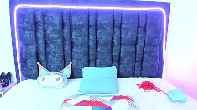Aurora_Doll_