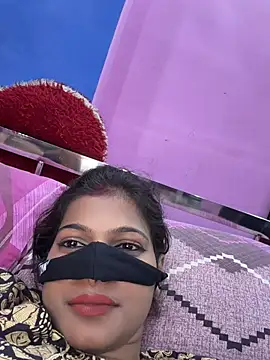 ADV_AYESHA webcam