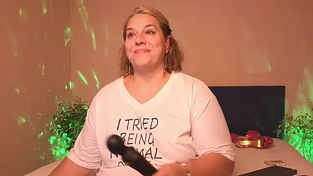 Bbw_Goddes webcam