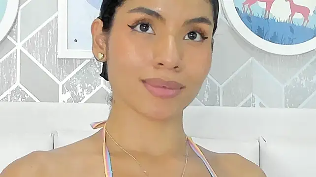 naia_cox webcam