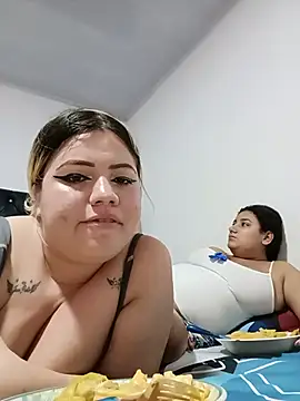 Sara_y_Amy webcam
