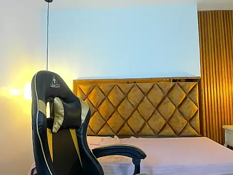 LunaVs live cam on StripChat